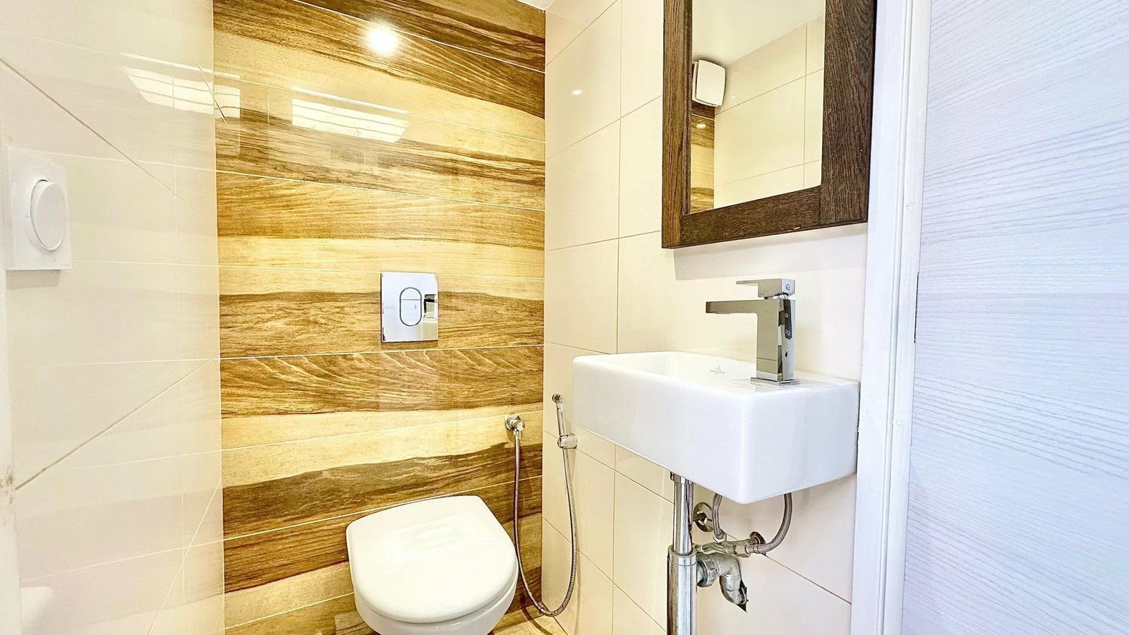 Property photo in Musicians Quarter