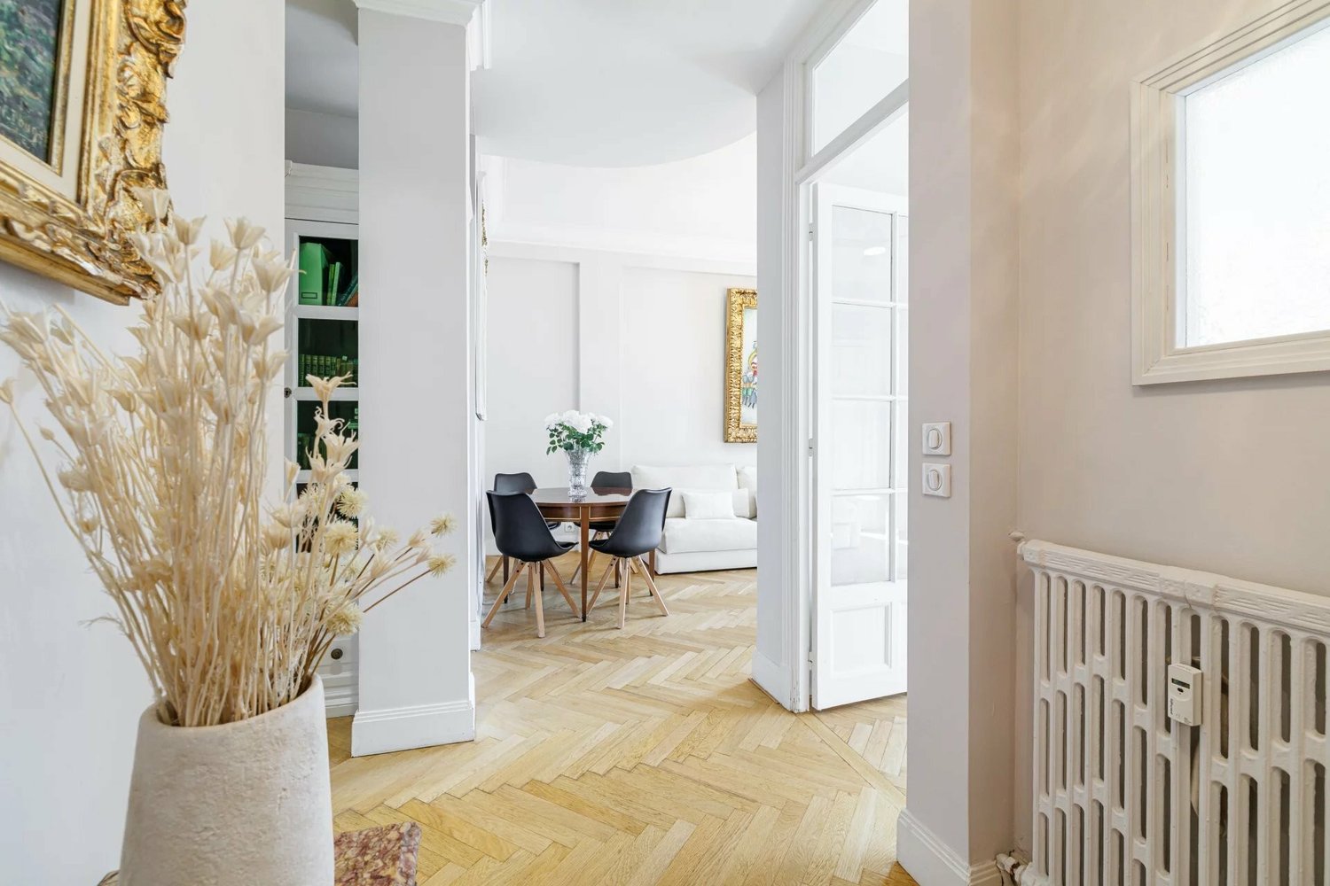 Property photo in Carre d'Or