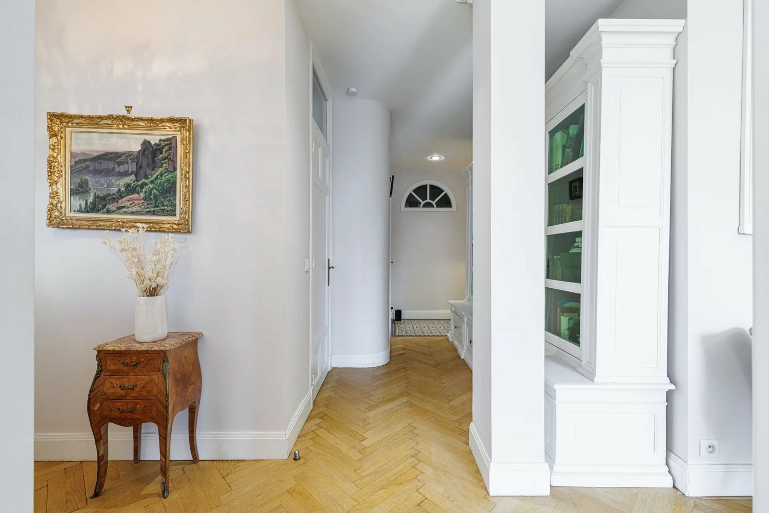 Property photo in Carre d'Or