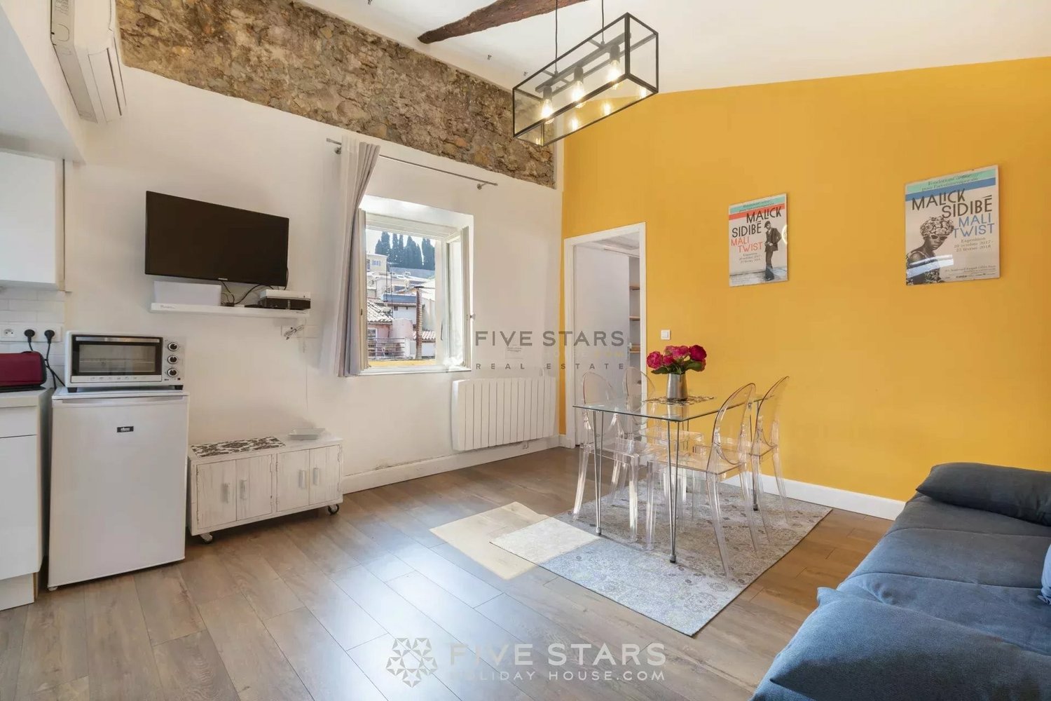 Property photo in Old Town