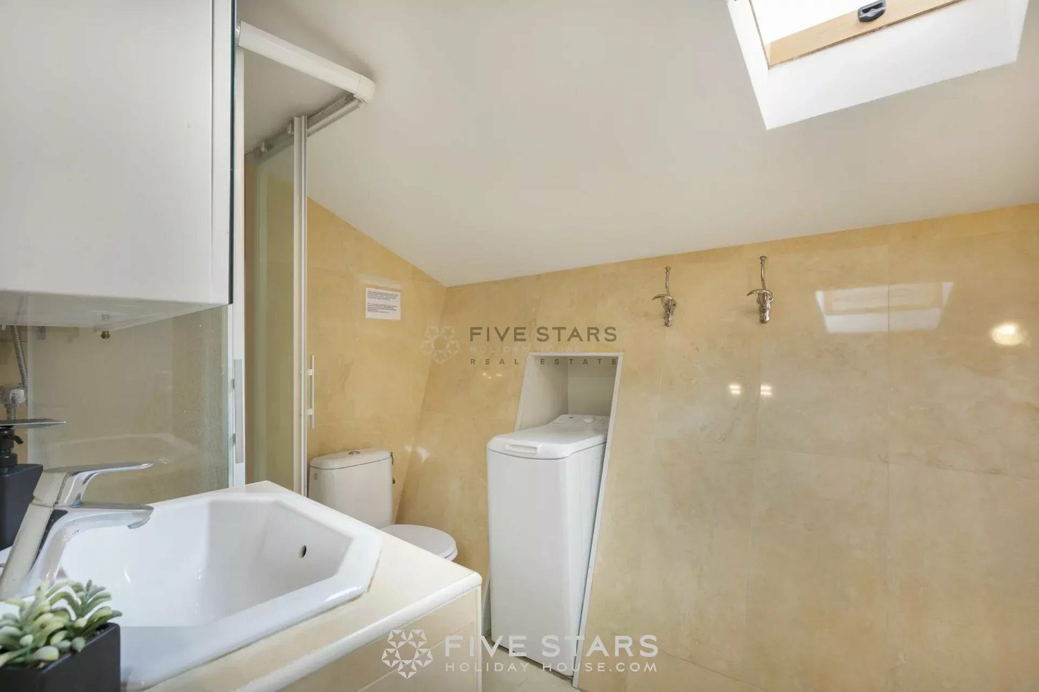 Property photo in Old Town