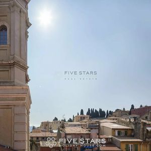 Property in Old Town