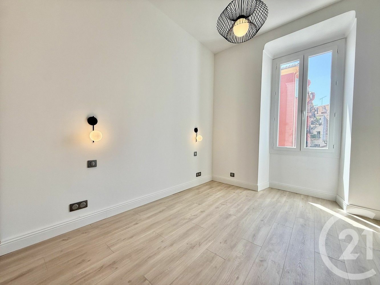 Property photo in Port