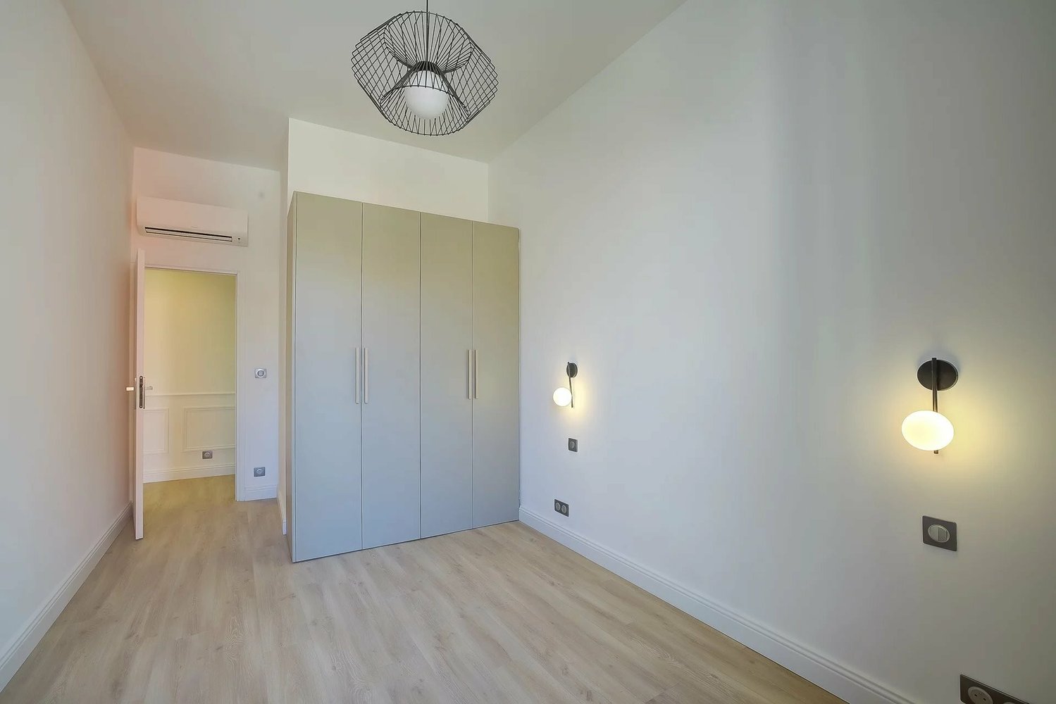 Property photo in Port