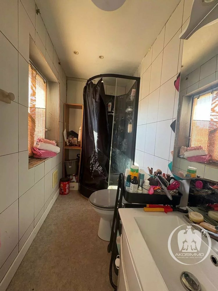 Property photo in Port