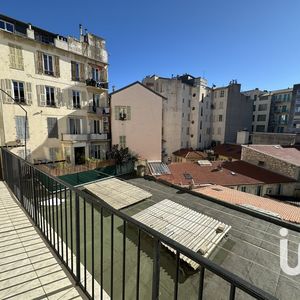 Property in Carre d'Argent