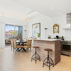 Property in Carre d'Argent