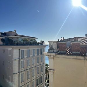 Property in Carre d'Argent