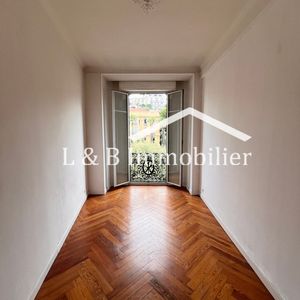 Property in Carre d'Argent