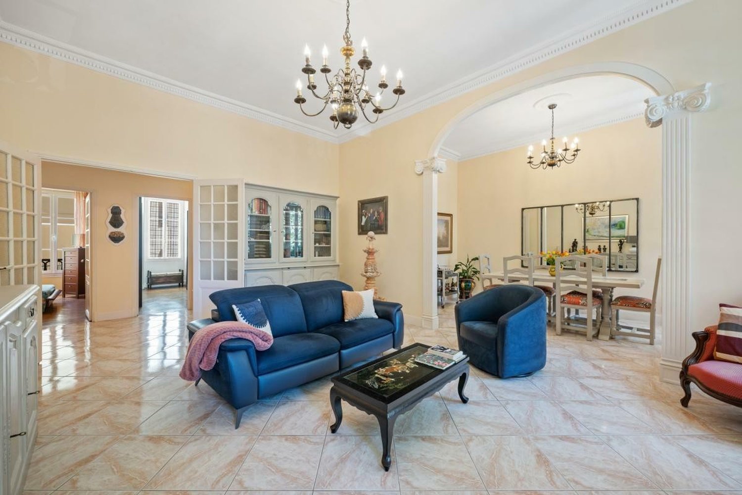 Property photo in Carre d'Argent