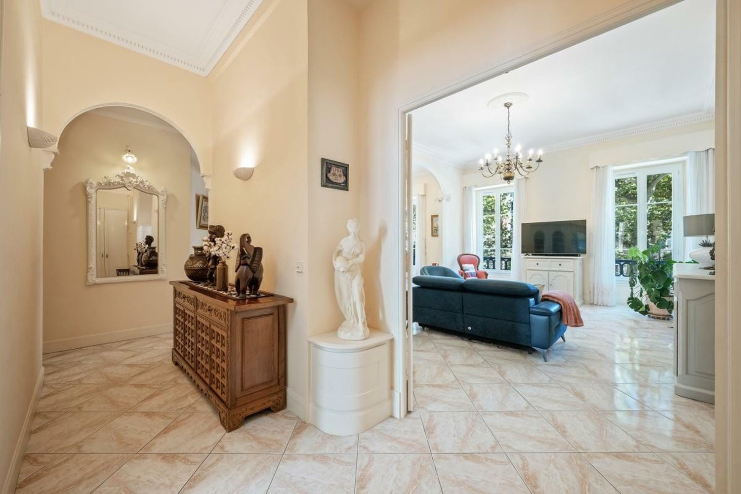 Property photo in Carre d'Argent