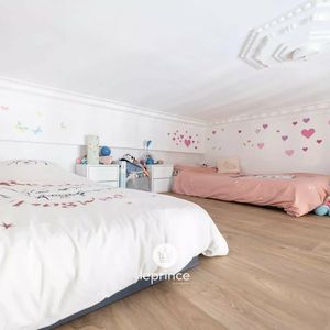 Property in Carre d'Argent