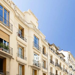 Property in Carre d'Argent