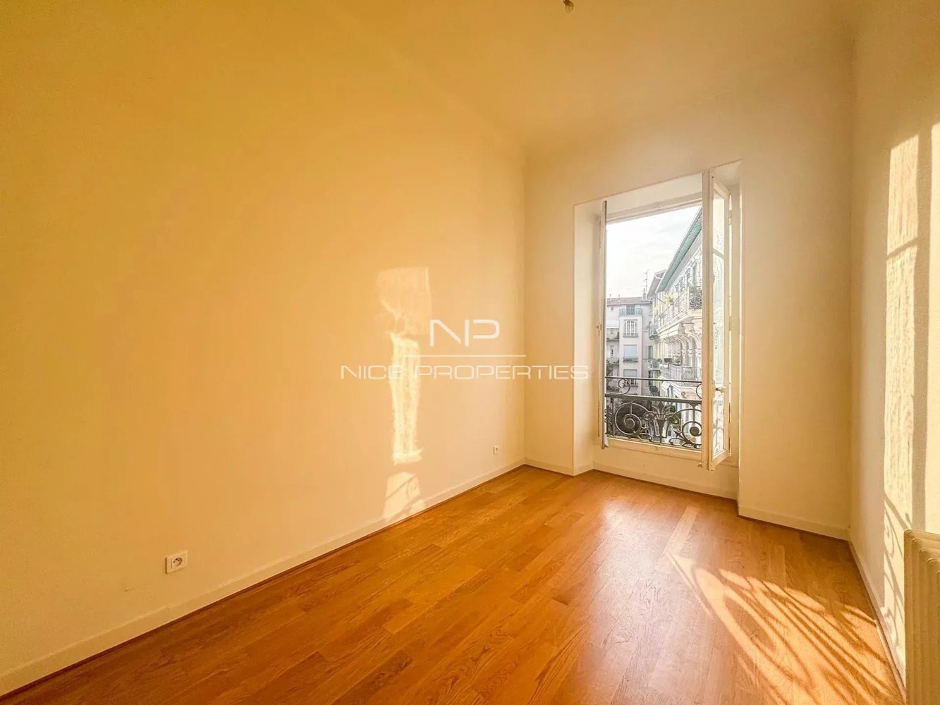Property photo in Carre d'Argent