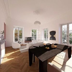 Property in Carre d'Argent