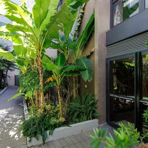 Property in Carre d'Argent