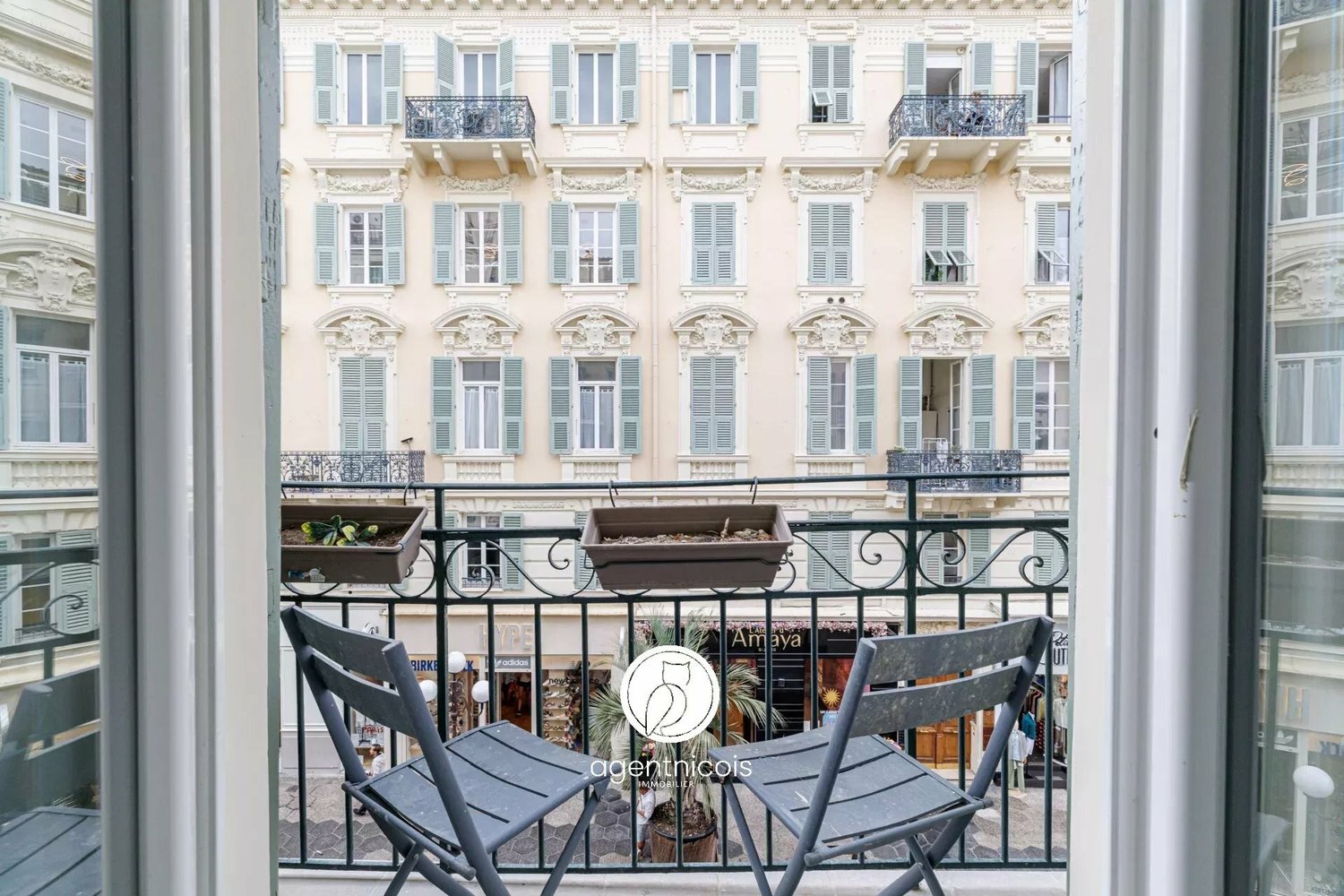 Property photo in Carre d'Argent