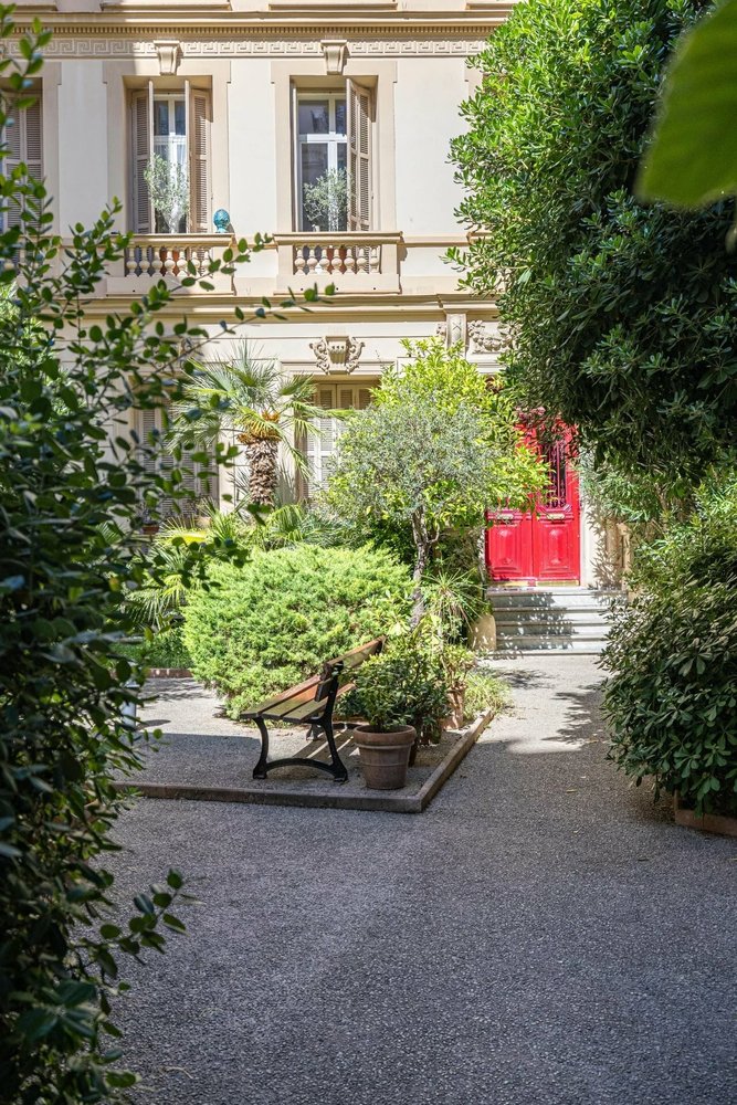 Property photo in Carre d'Argent