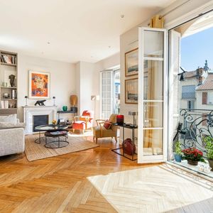 Property in Carre d'Argent