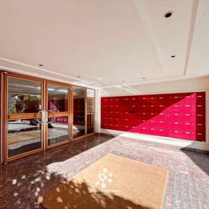 Property in Carre d'Argent