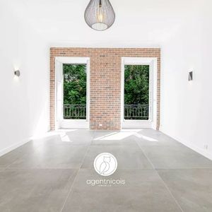 Property in Carre d'Argent