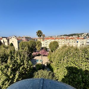 Property in Carre d'Or