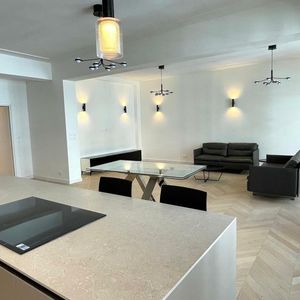 Property in Carre d'Or