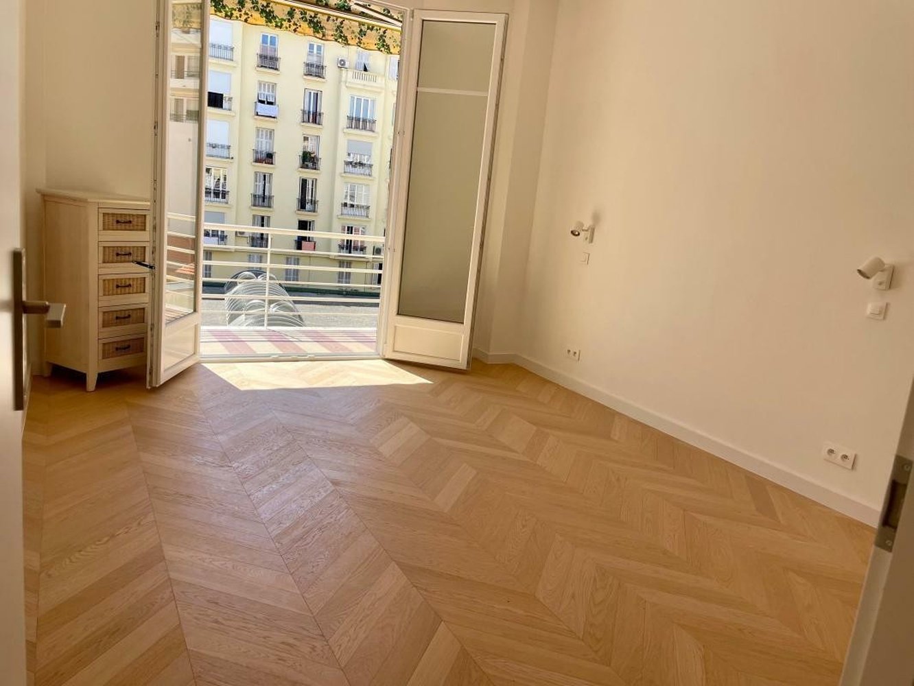 Property photo in Carre d'Or