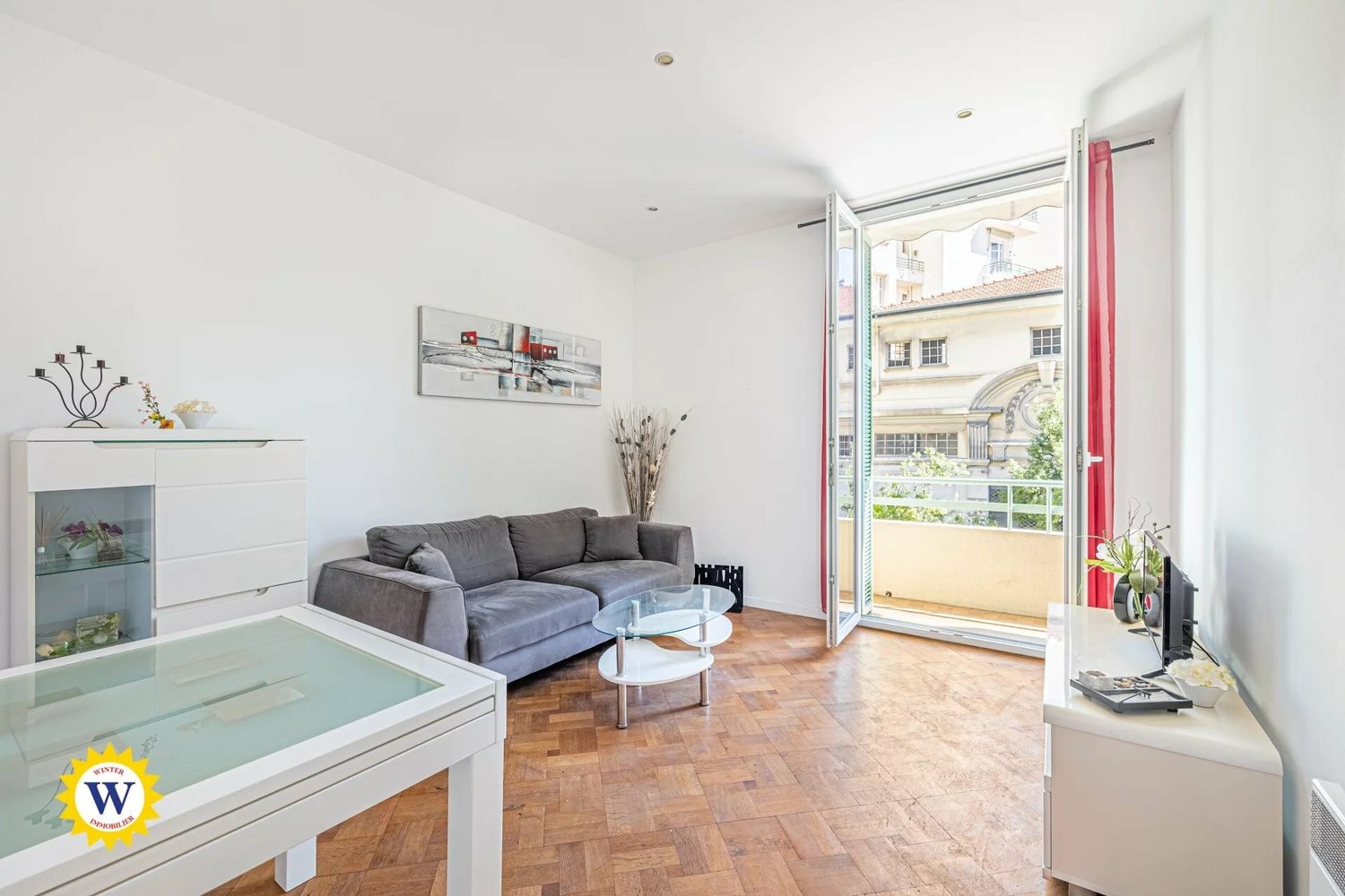 Property photo in Carre d'Or