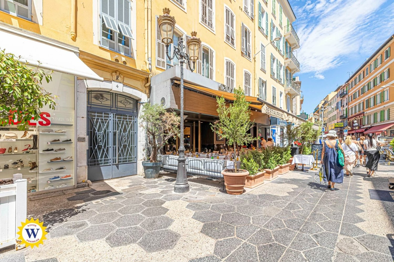 Property photo in Carre d'Or