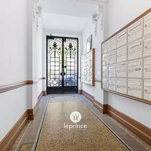 Property in Carre d'Or