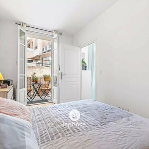 Property in Carre d'Or