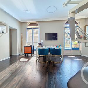 Property in Carre d'Or