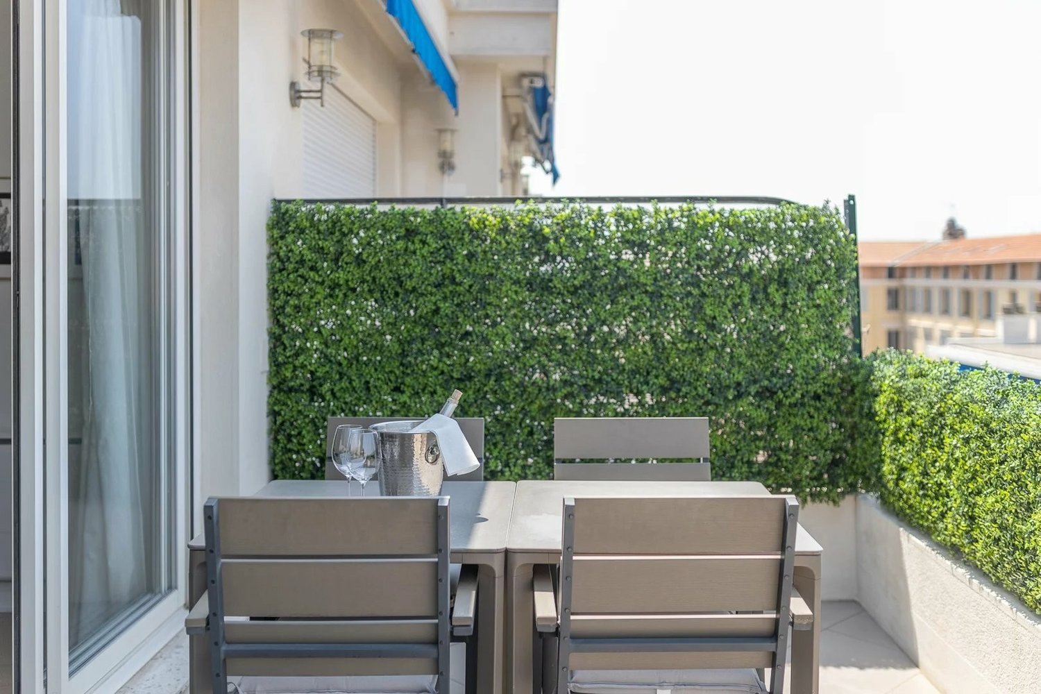 Property photo in Carre d'Or