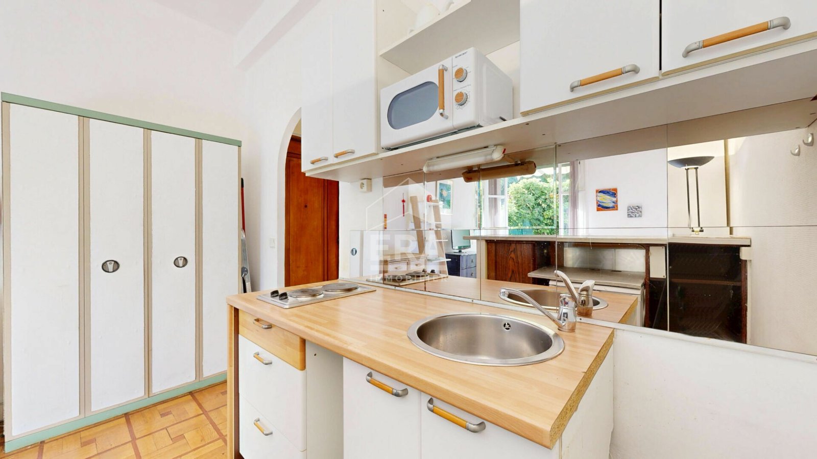 Property photo in Carre d'Or