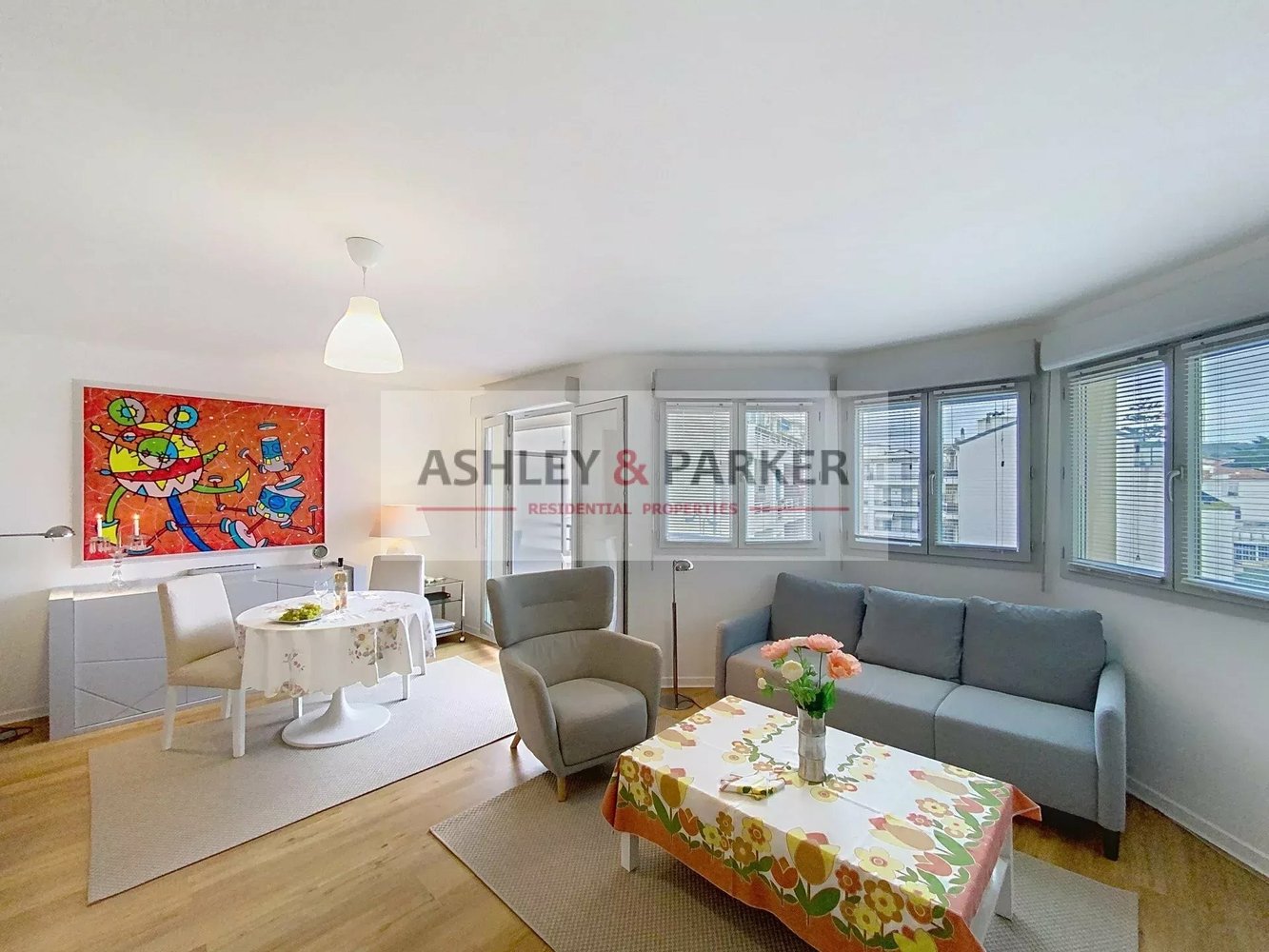 Property photo in Carre d'Or