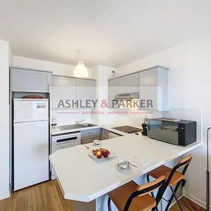 Property in Carre d'Or