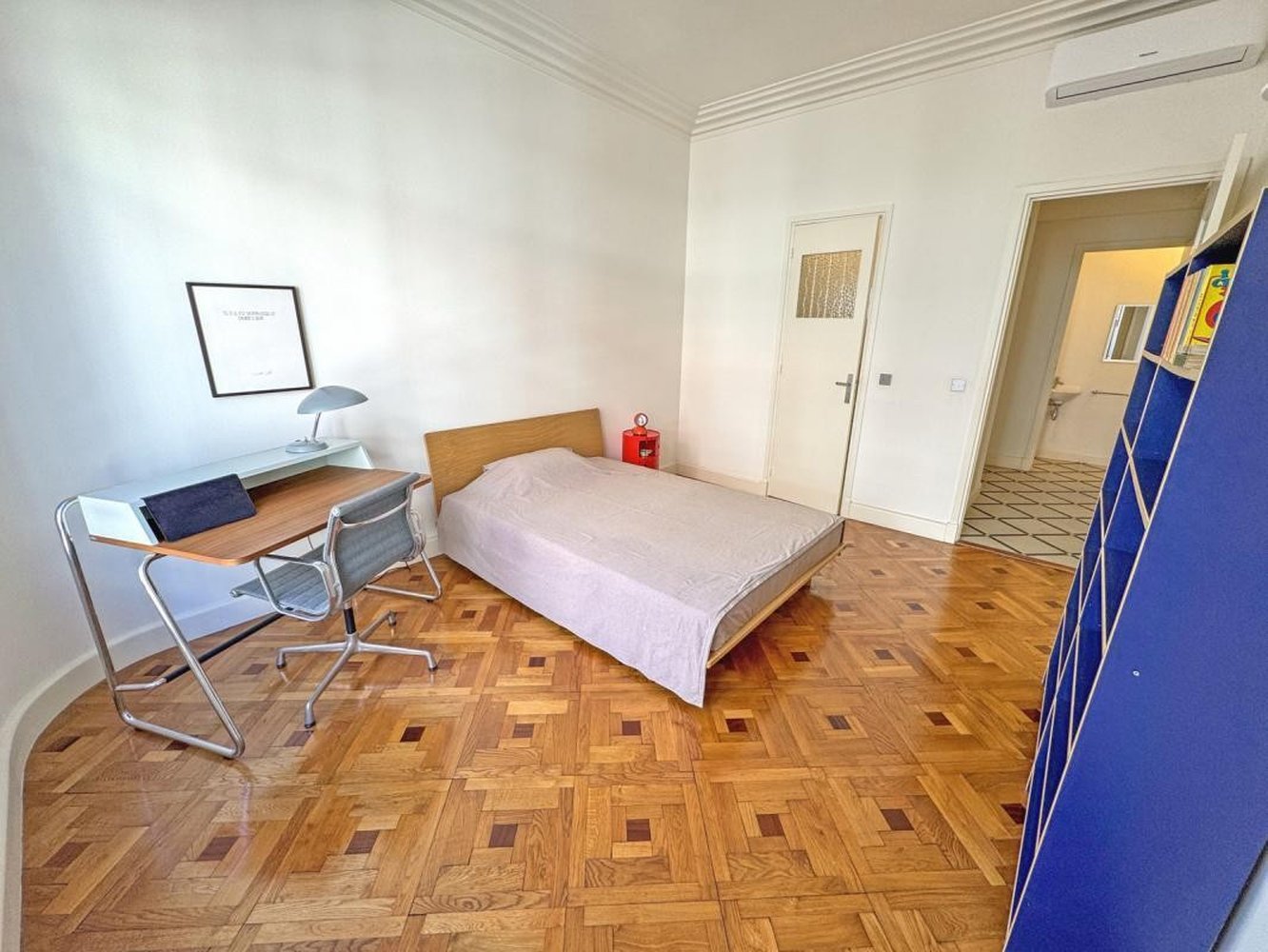 Property photo in Carre d'Or