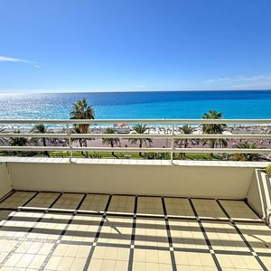 Property in Carre d'Or