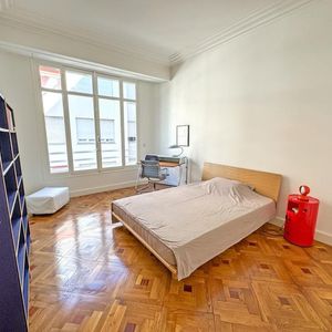 Property in Carre d'Or