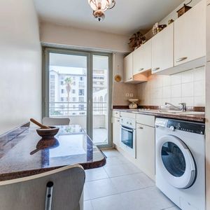 Property in Carre d'Or