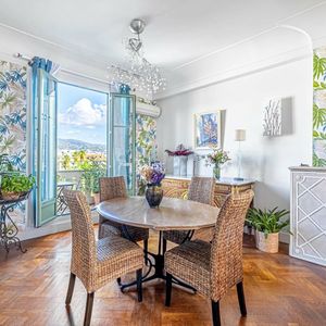 Property in Carre d'Or