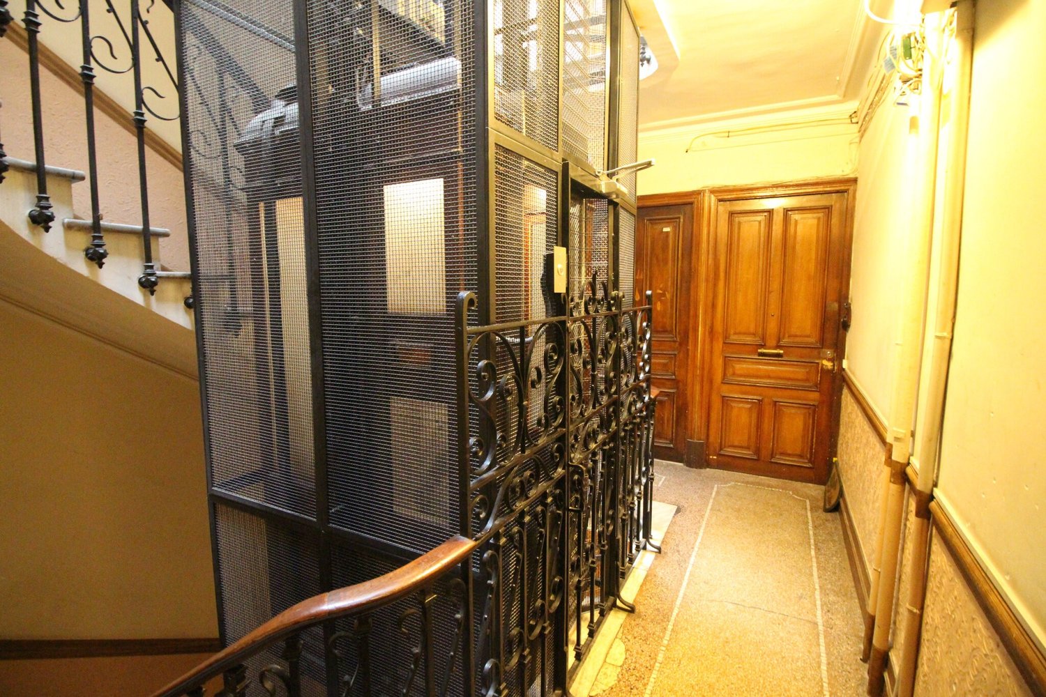 Property photo in Carre d'Or