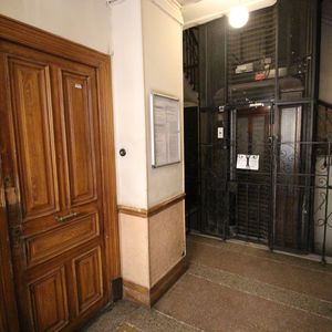 Property in Carre d'Or