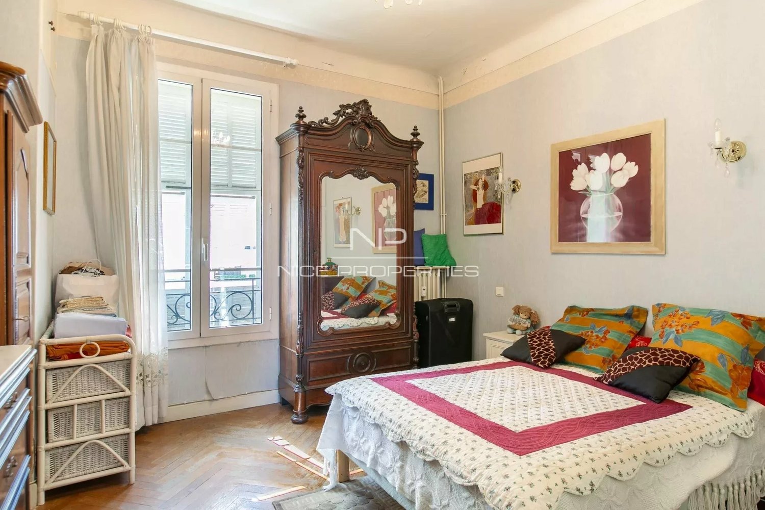 Property photo in Carre d'Or