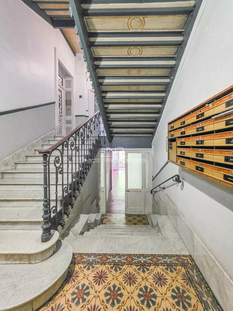 Property photo in Carre d'Or