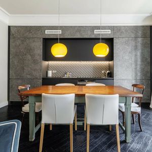 Property in Carre d'Or