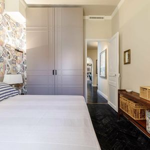 Property in Carre d'Or