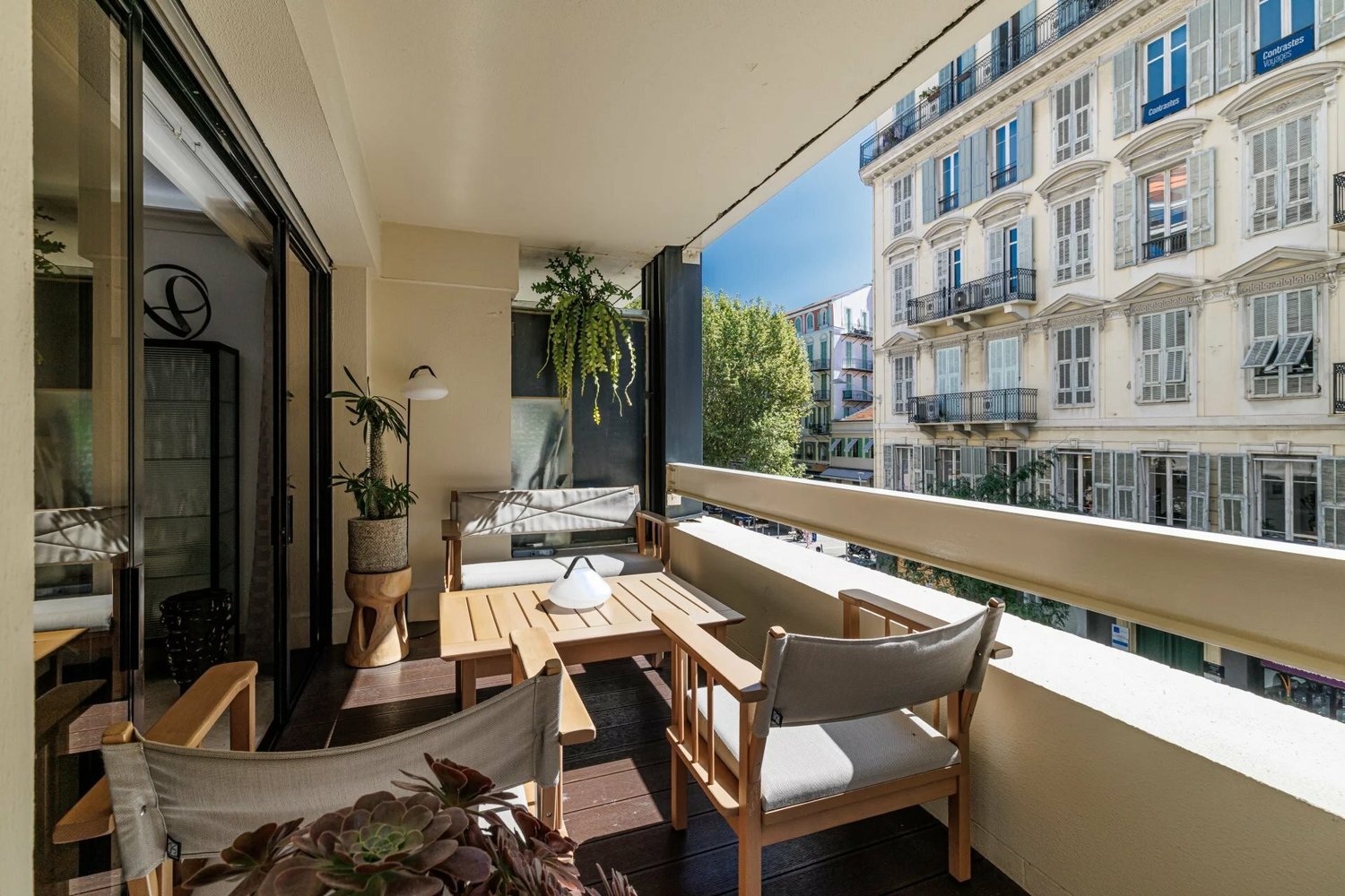 Property photo in Carre d'Or