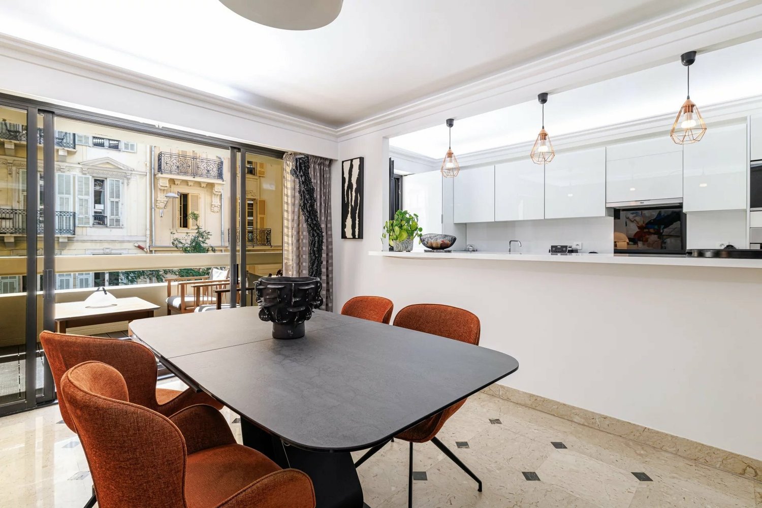 Property photo in Carre d'Or